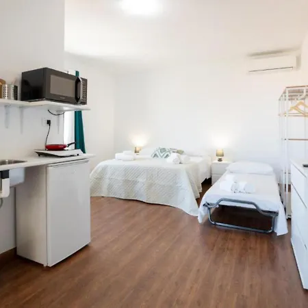 La Magnolia Gæstehus Olbia