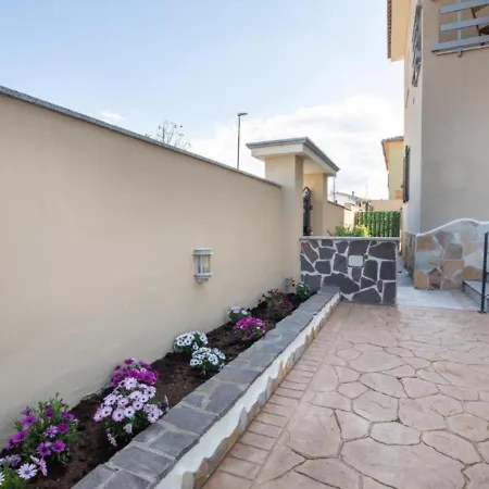 Guest house La Magnolia *