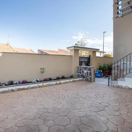 La Magnolia Guest house *